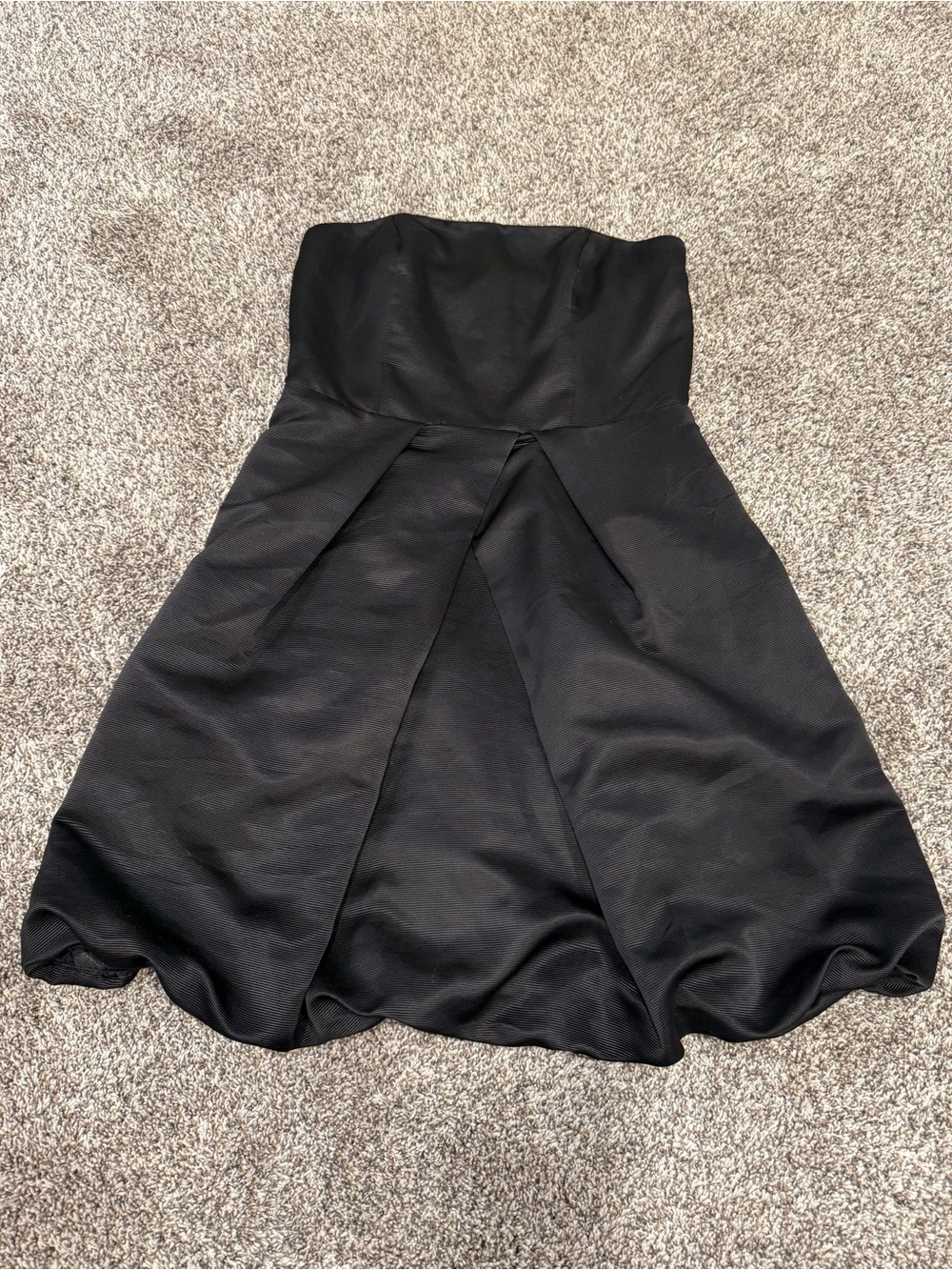 Express Design Studio Black Strapless Bubble Hem Cocktail Dress Women’s Size 12